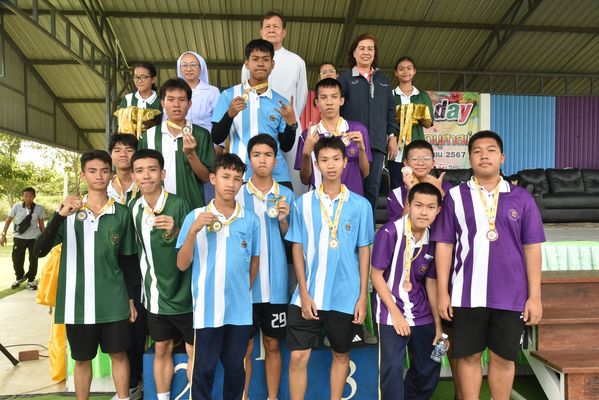 โรงเรียนปรีชานุศาสน์