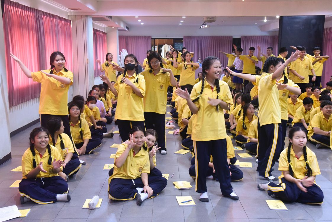 โรงเรียนปรีชานุศาสน์