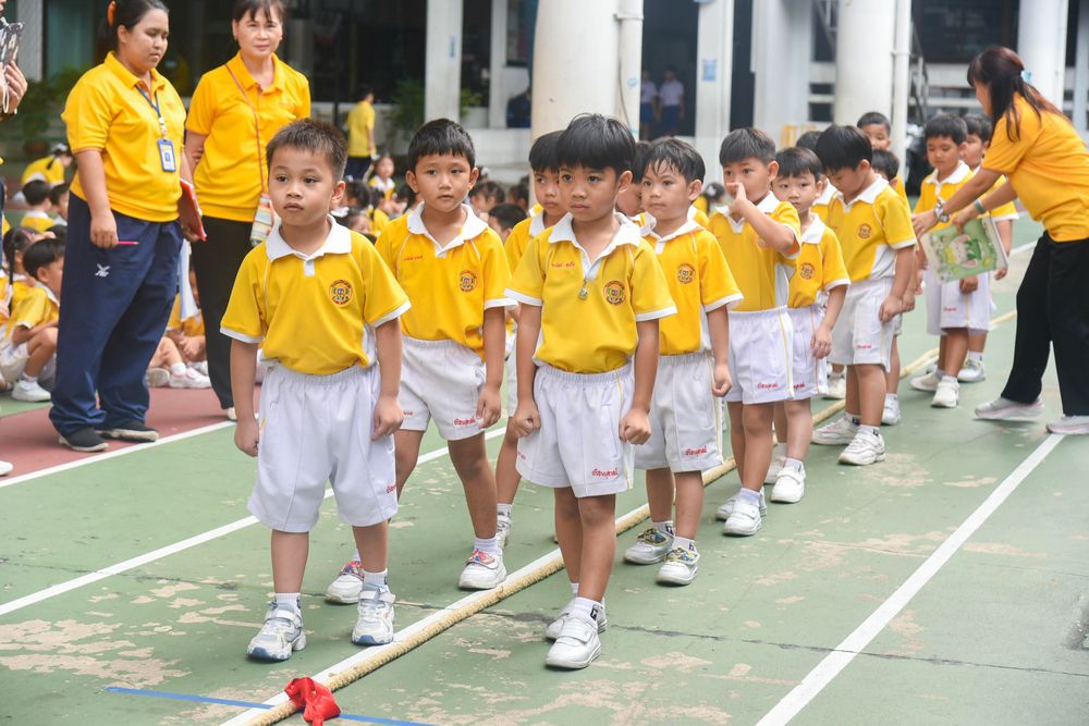โรงเรียนปรีชานุศาสน์