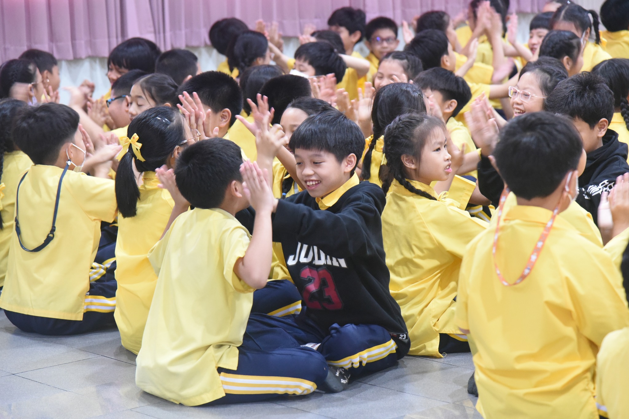 โรงเรียนปรีชานุศาสน์