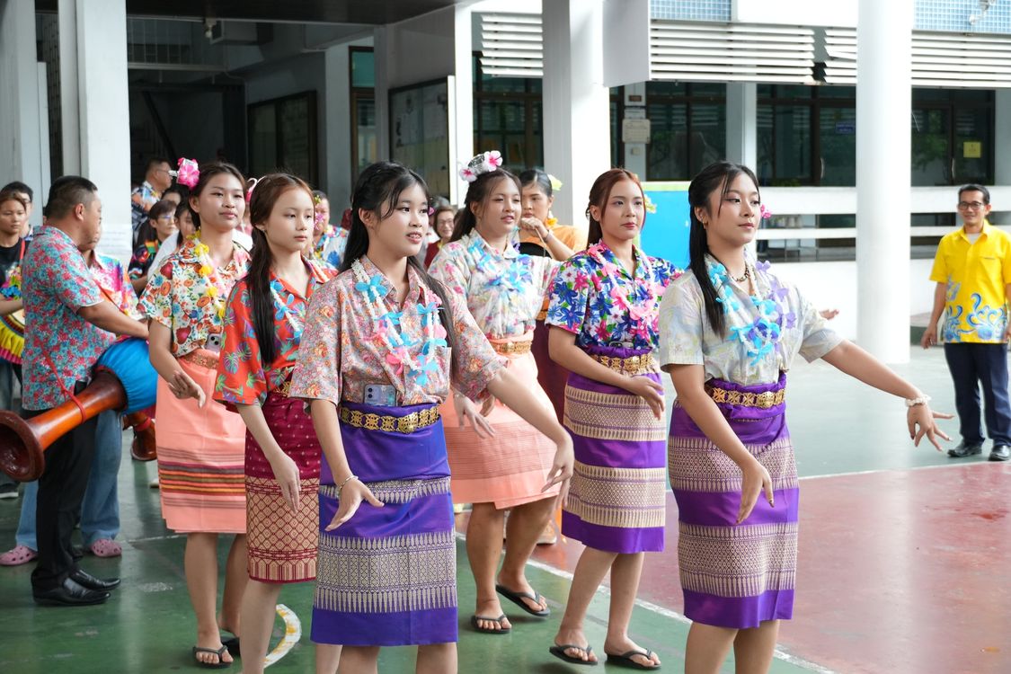 โรงเรียนปรีชานุศาสน์