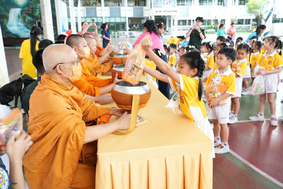 โรงเรียนปรีชานุศาสน์