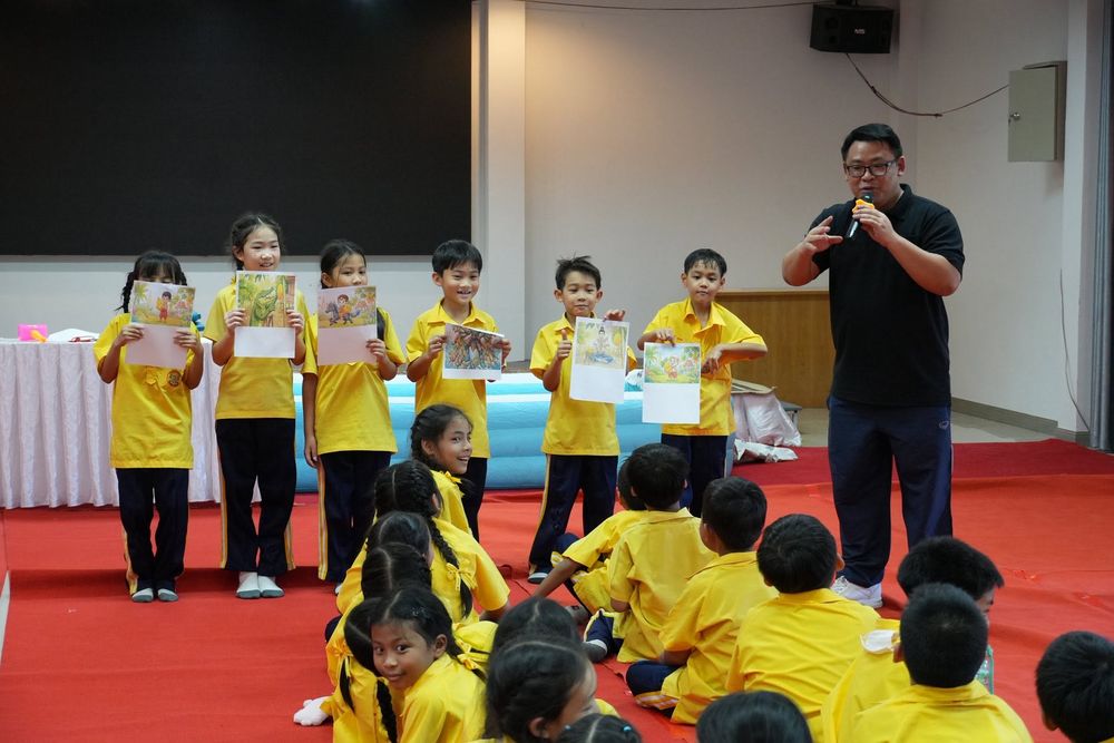 โรงเรียนปรีชานุศาสน์