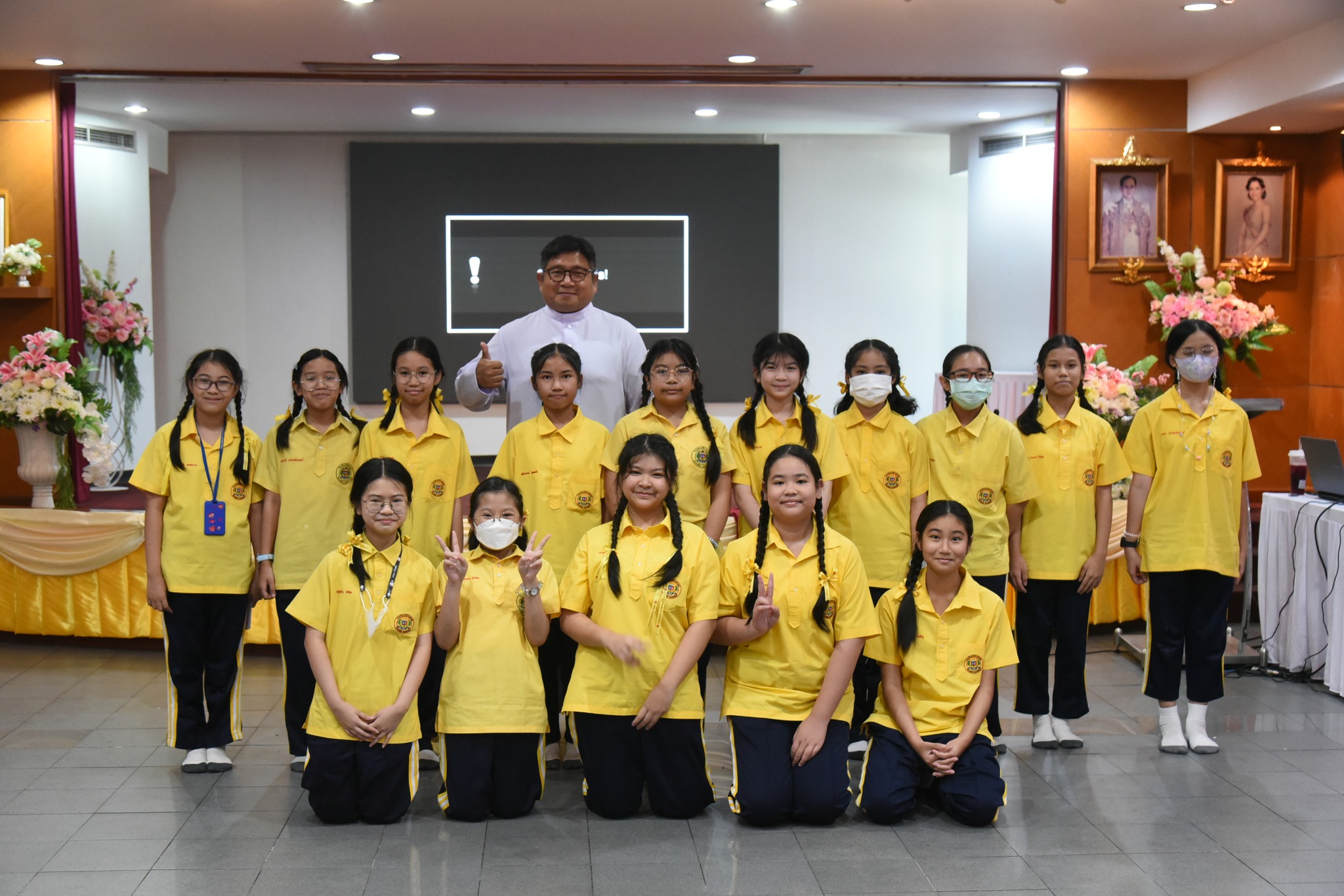 โรงเรียนปรีชานุศาสน์