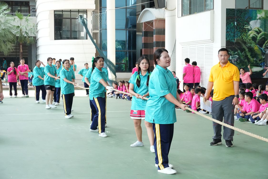 โรงเรียนปรีชานุศาสน์