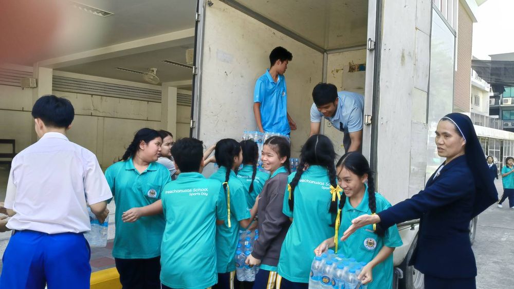 โรงเรียนปรีชานุศาสน์