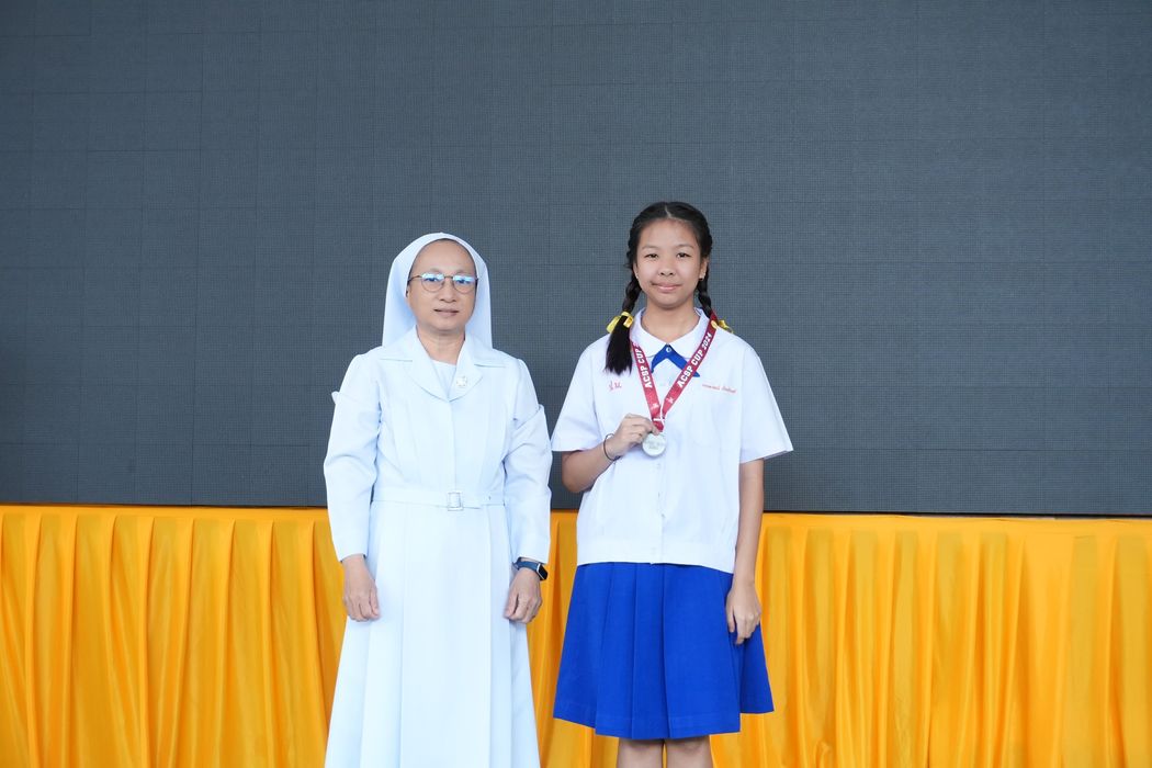 โรงเรียนปรีชานุศาสน์
