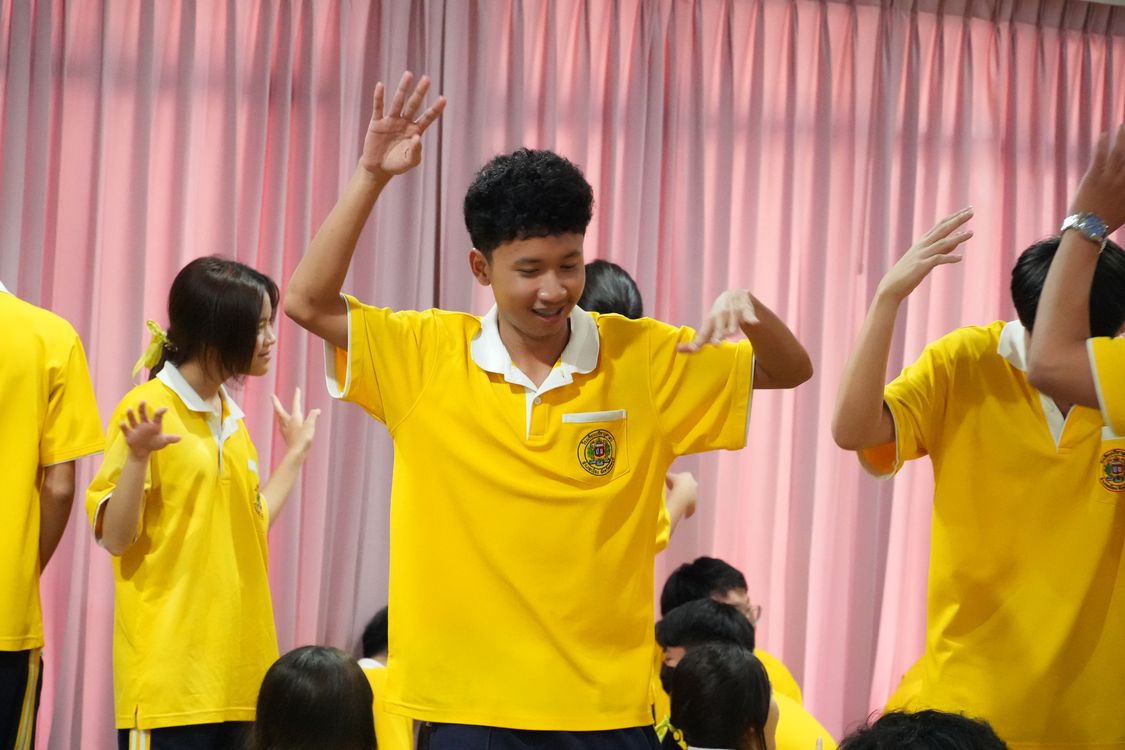 โรงเรียนปรีชานุศาสน์