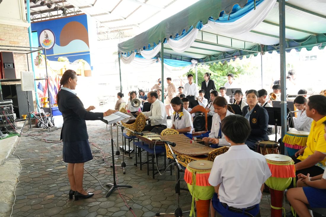 โรงเรียนปรีชานุศาสน์