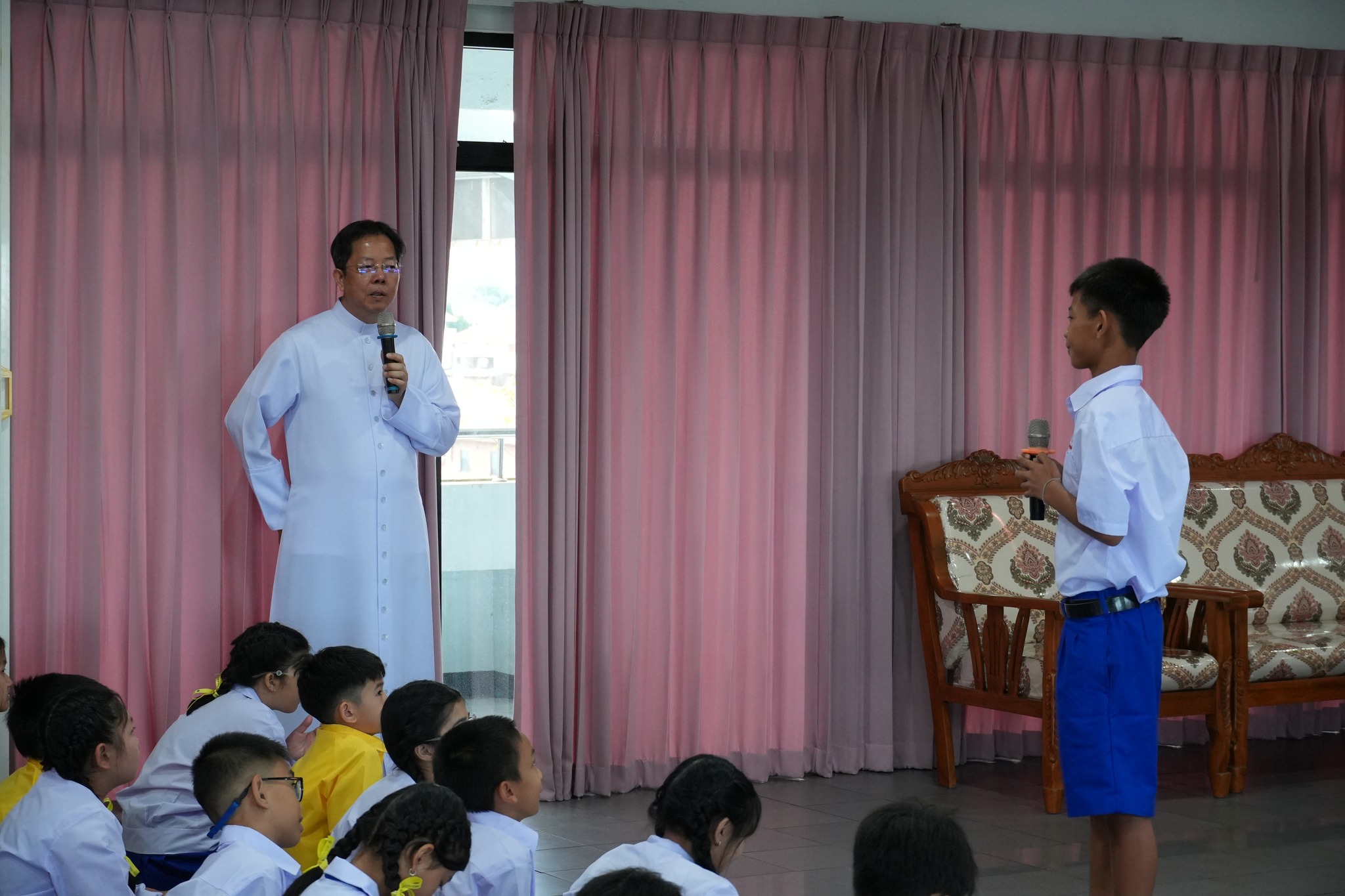 โรงเรียนปรีชานุศาสน์