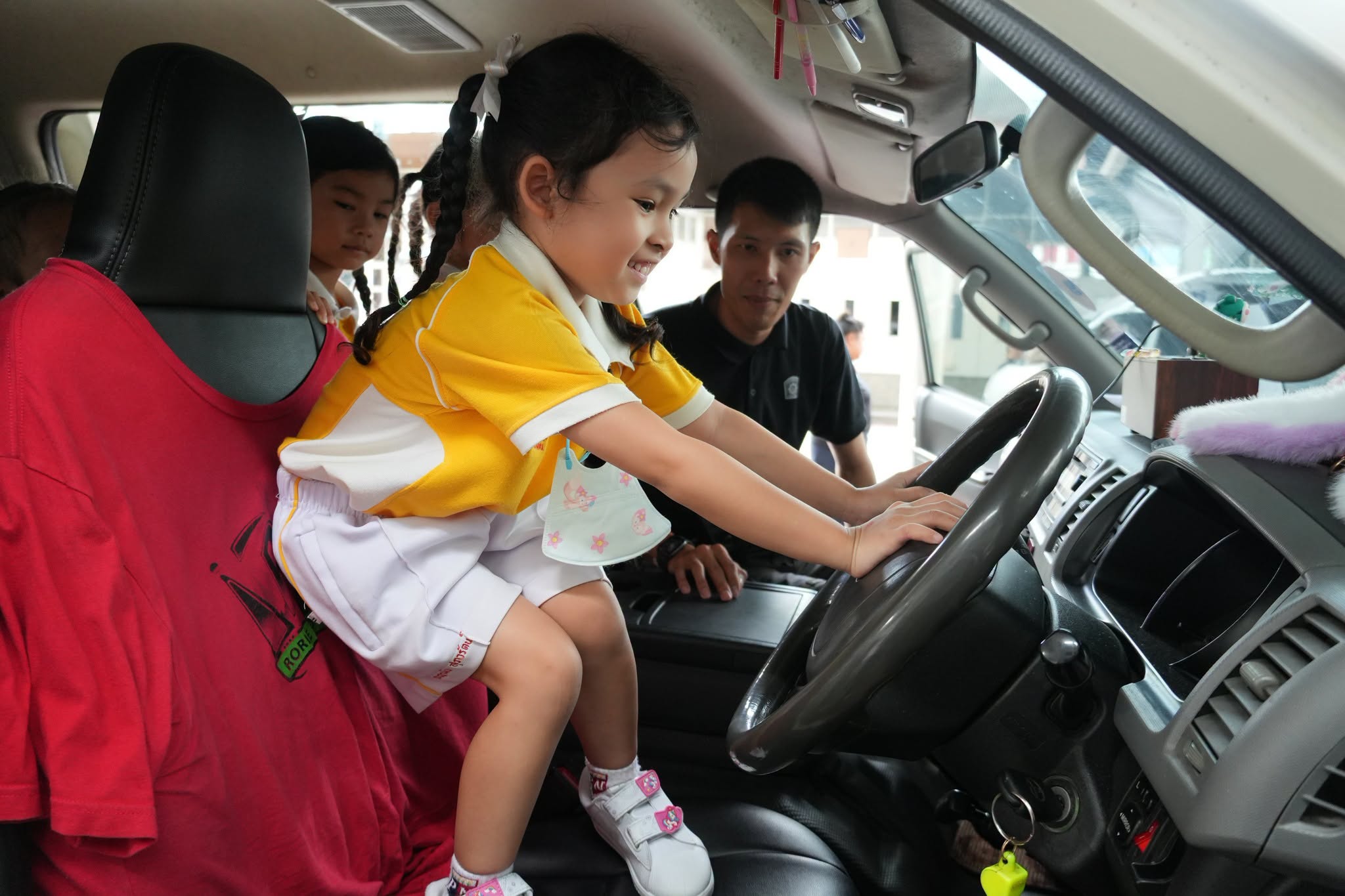 โรงเรียนปรีชานุศาสน์