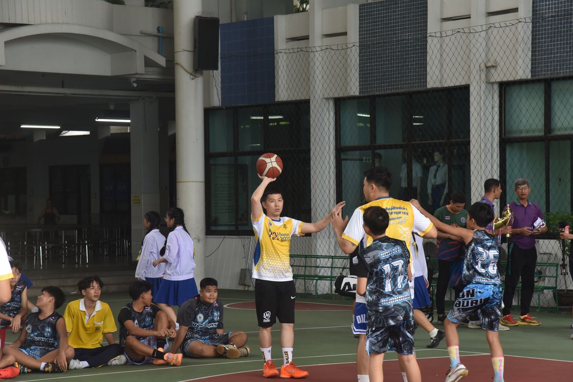 โรงเรียนปรีชานุศาสน์