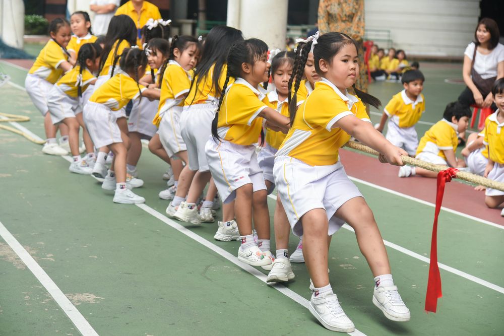 โรงเรียนปรีชานุศาสน์