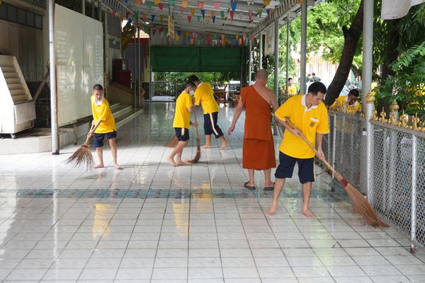 โรงเรียนปรีชานุศาสน์
