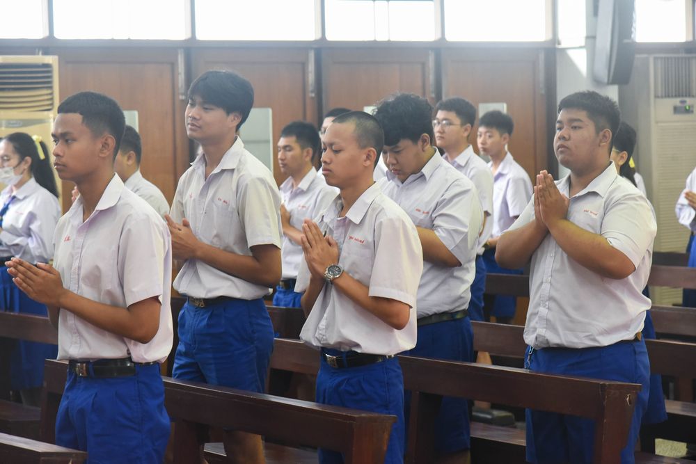 โรงเรียนปรีชานุศาสน์